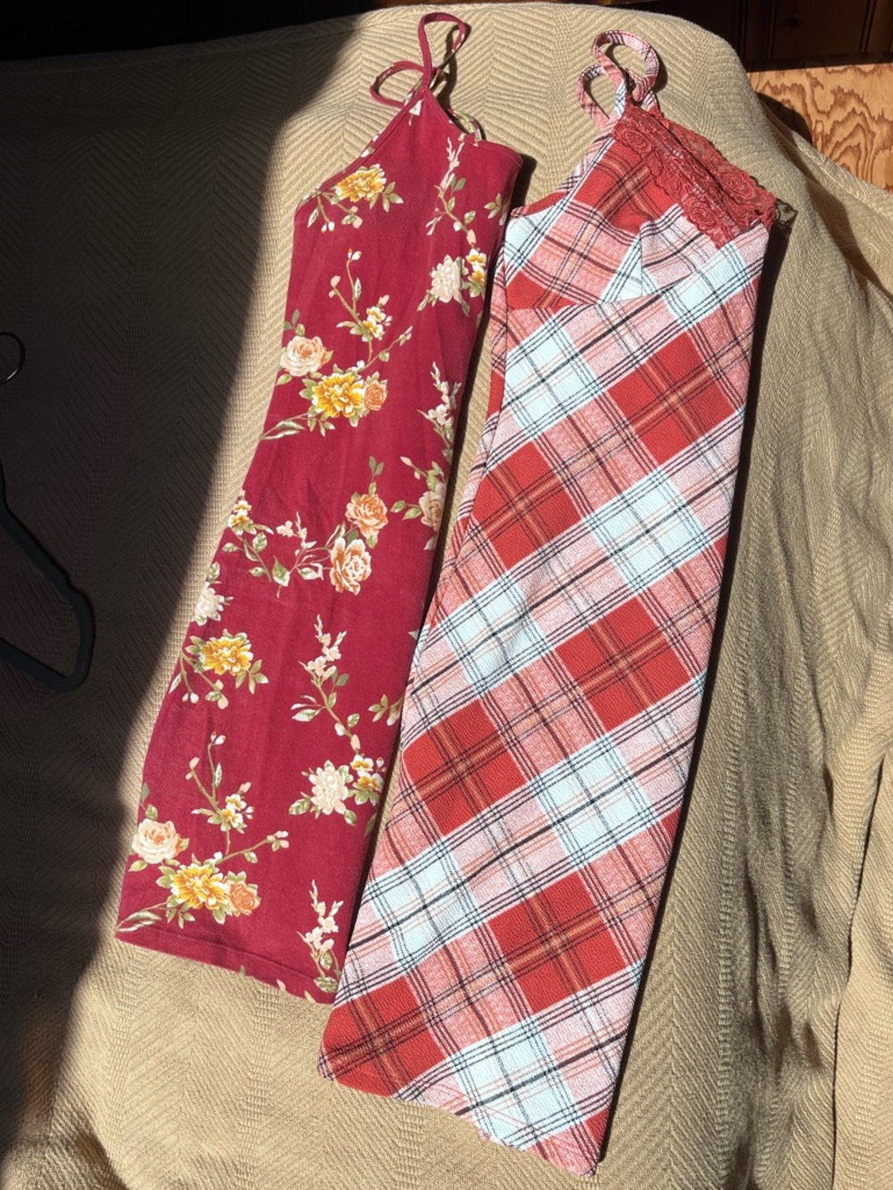 2 bodycon mini summer dresses